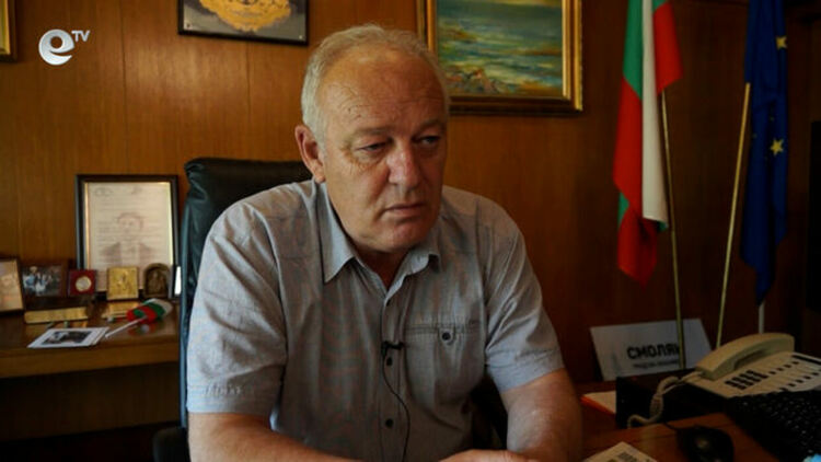 Мелемов: " Вярвам, че сплотени ще вървим към по-светли дни "