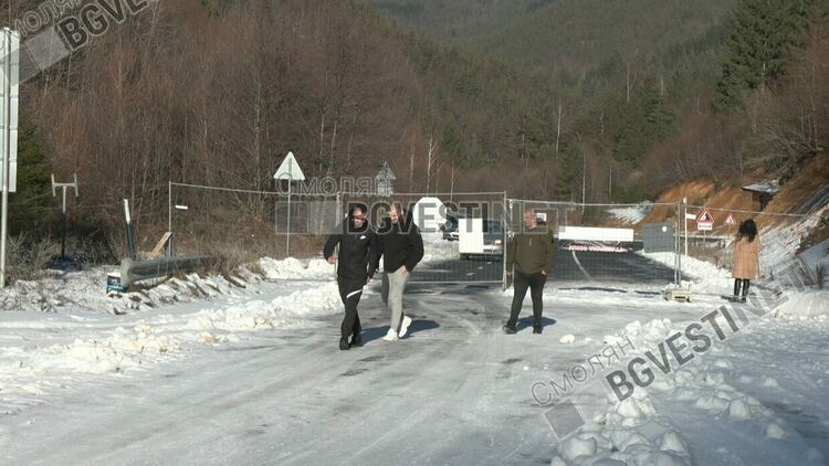 Щурм на пешеходния Шенген! В Смолянско стотици стигат до Гърция пеша през горски пътища.