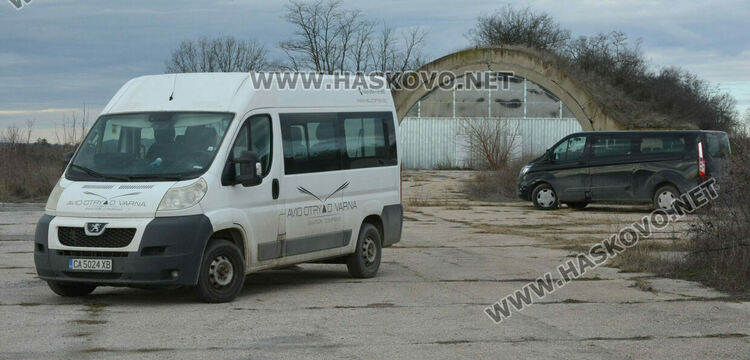 Ваксинират лисиците срещу бяс. Самолетите излизат от летище „Узунджово“