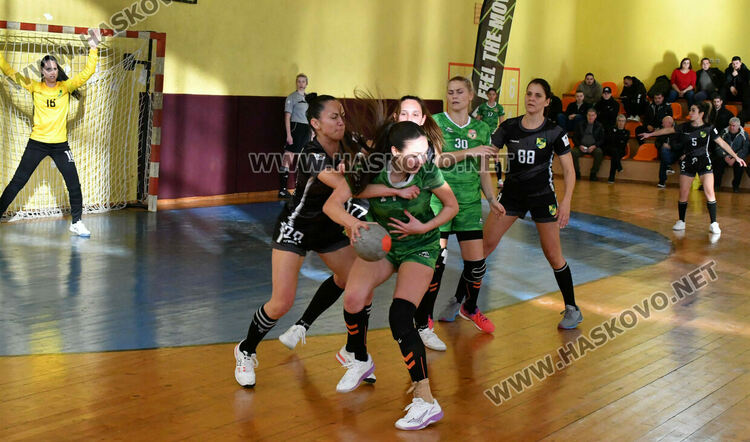 „Свиленград“ затвърди лидерската си позиция след успех над „Хасково“