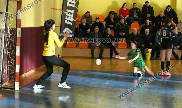 „Свиленград“ затвърди лидерската си позиция след успех над „Хасково“