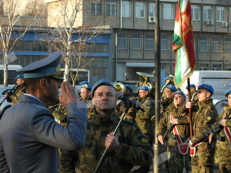 Величко Карабоюков отново хвана кръста в Арда на Богоявление,при децата успехът бе за Виктор Марианов