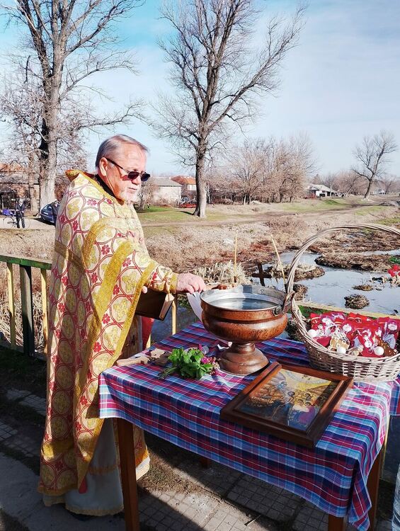 Дълбок извор