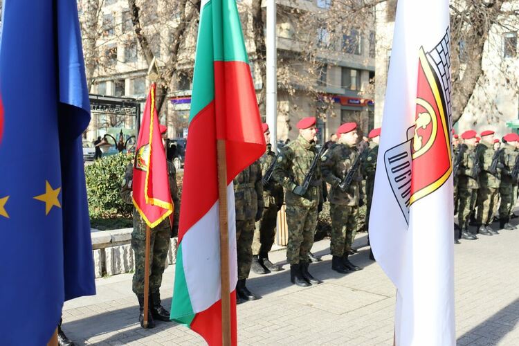 На Богоявление в Хасково осветиха бойните знамена