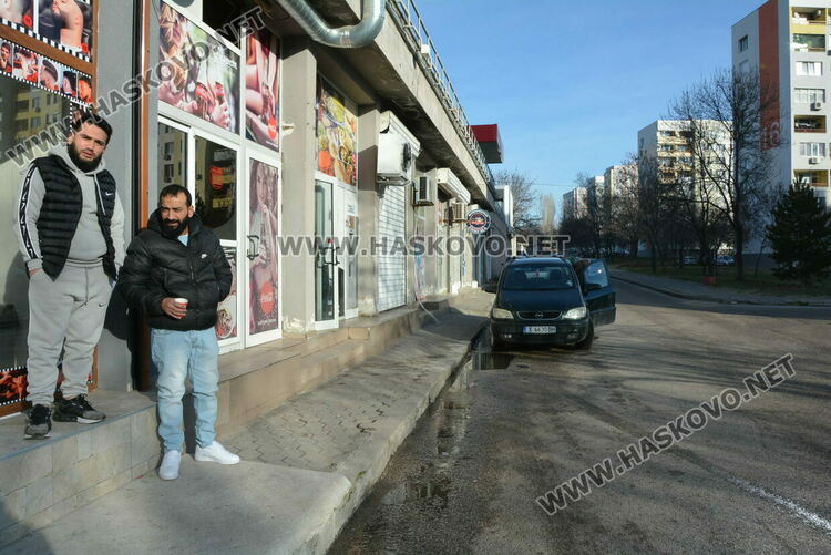 Хасковлии се жалваха от течаща воняща вода в „Орфей“