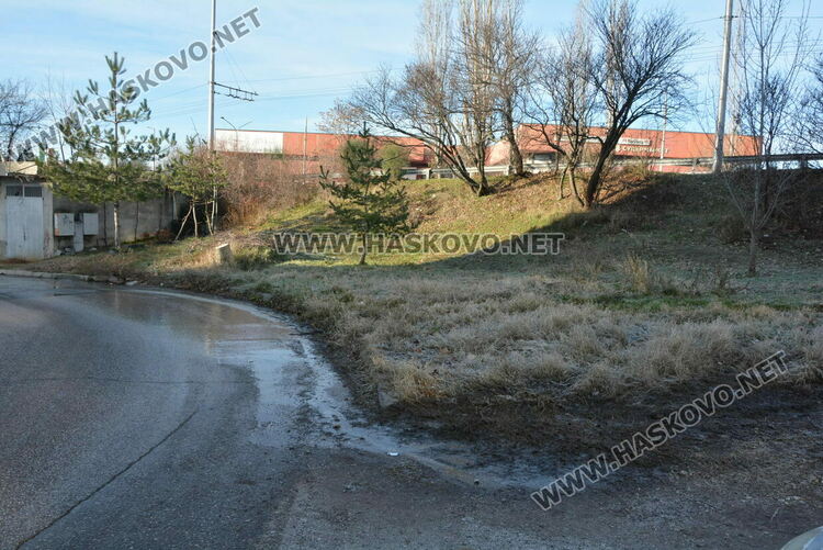 Хасковлии се жалваха от течаща воняща вода в „Орфей“