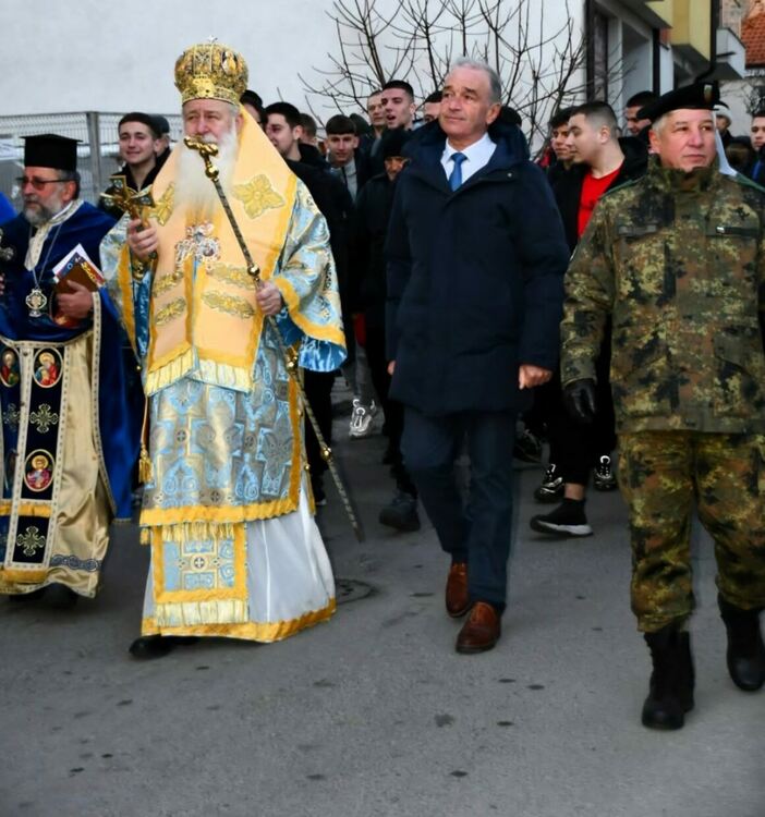 32-годишния Мартин спаси богоявленския кръст в Асеновград 