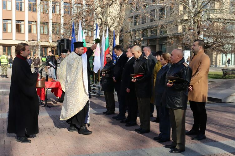 На Богоявление в Хасково осветиха бойните знамена