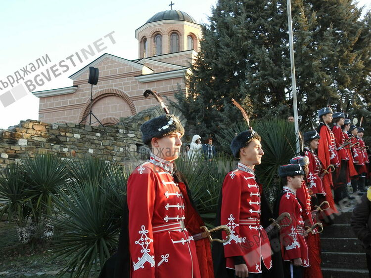 Величко Карабоюков отново хвана кръста в Арда на Богоявление,при децата успехът бе за Виктор Марианов