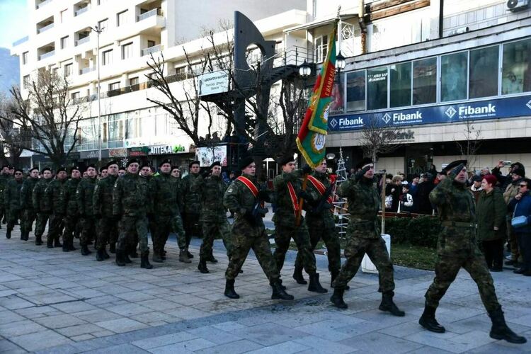 32-годишния Мартин спаси богоявленския кръст в Асеновград 