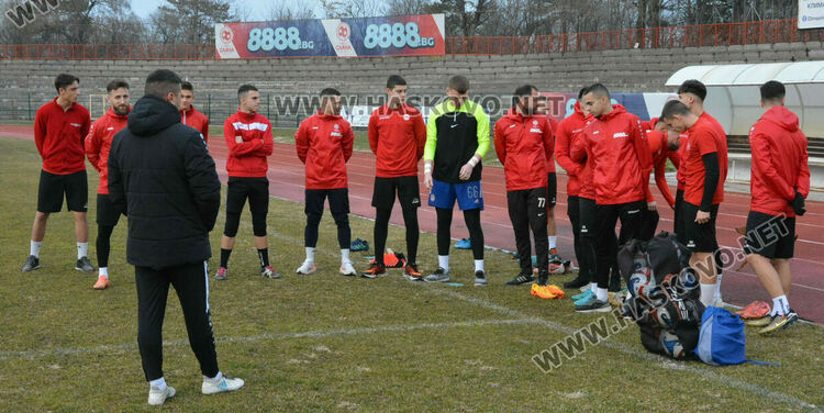 Със спортен директор и три нови попълнения стартира зимната си подготовка „Саяна Хасково“