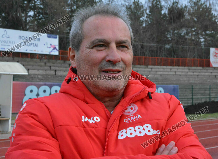 Със спортен директор и три нови попълнения стартира зимната си подготовка „Саяна Хасково“