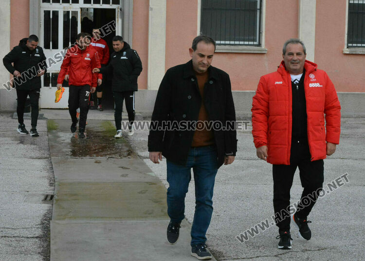 Със спортен директор и три нови попълнения стартира зимната си подготовка „Саяна Хасково“