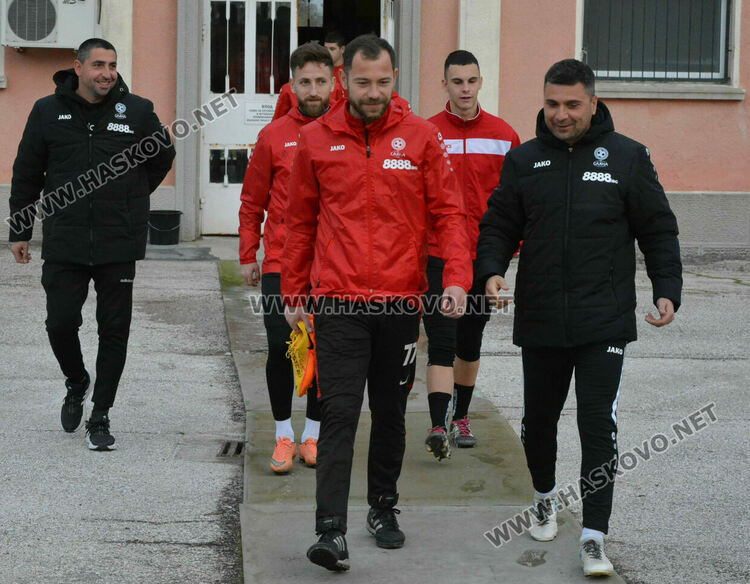 Със спортен директор и три нови попълнения стартира зимната си подготовка „Саяна Хасково“