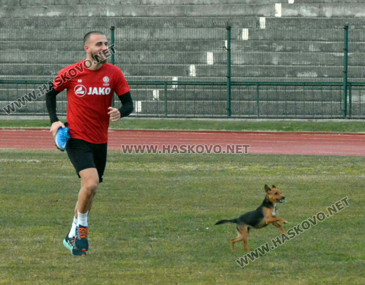 Със спортен директор и три нови попълнения стартира зимната си подготовка „Саяна Хасково“