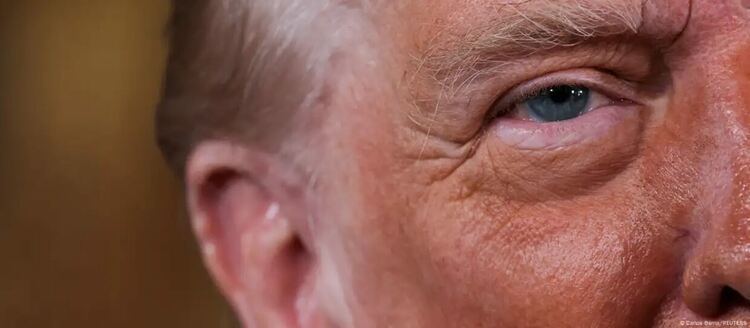 Доналд Тръмп се завърна в добре познатия си стил