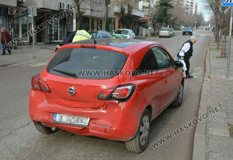 Пешеходец причини катастрофа на ул. „Стара планина“ в Хасково