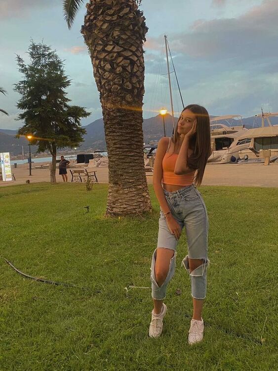 Саня Василева