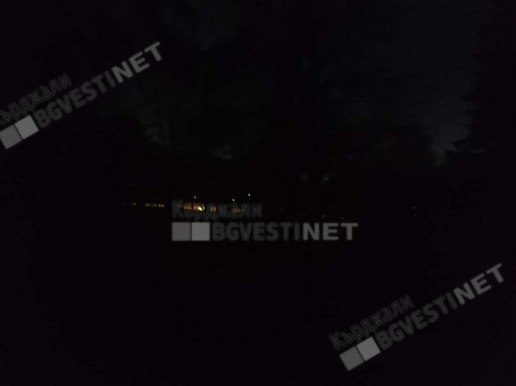 Парк „Горубсо”в Кърджали тъне в мрак, граждани негодуват