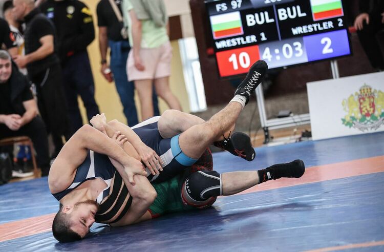 Две титли за „Димитровград“ на шампионата по борба, Мерт Славов със сребърен медал за Хасково