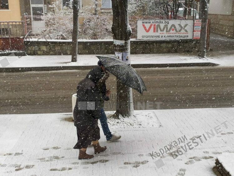 Облачно днес в Кърджали,снеговалежът ще продължи