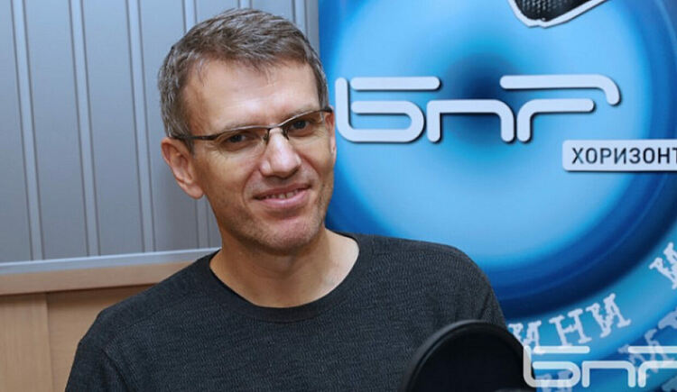 Вени Марковски