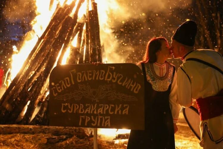 Лумнаха огньовете на Сурва в Пернишко