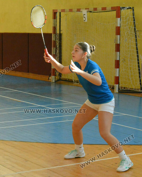 Бадминтонисти от три държави стартираха на турнира „Братя Касабян“