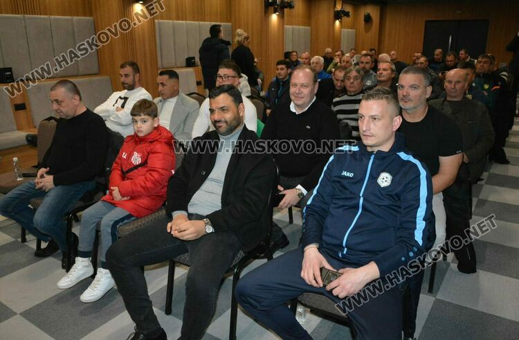 Георги Иванов – Гонзо изслуша проблемите на клубовете от Хасково и Кърджали