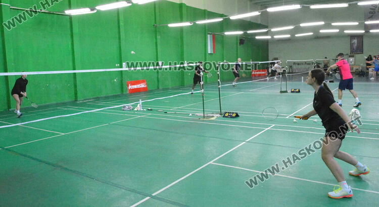 Бадминтонисти от три държави стартираха на турнира „Братя Касабян“