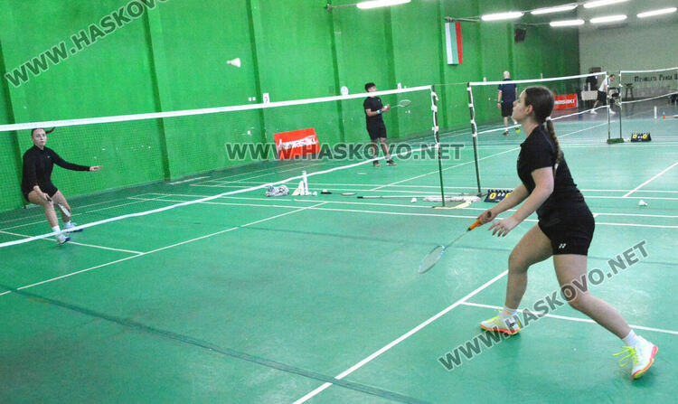 Бадминтонисти от три държави стартираха на турнира „Братя Касабян“