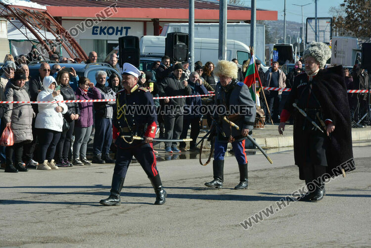 Национален клуб „Традиция“ представи атрактивна възстановка на битката за Харманли