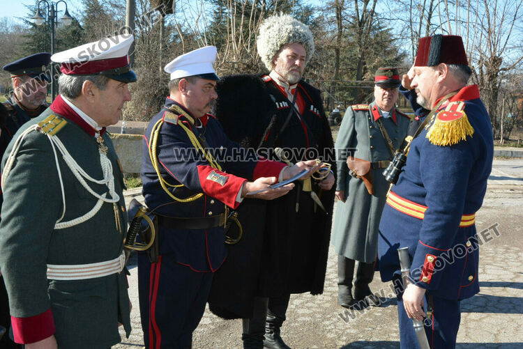 Национален клуб „Традиция“ представи атрактивна възстановка на битката за Харманли