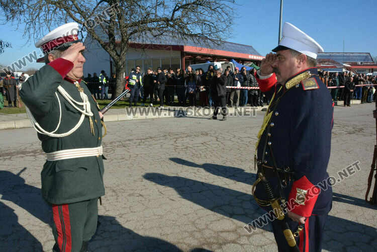 Национален клуб „Традиция“ представи атрактивна възстановка на битката за Харманли