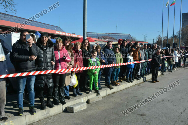 Национален клуб „Традиция“ представи атрактивна възстановка на битката за Харманли