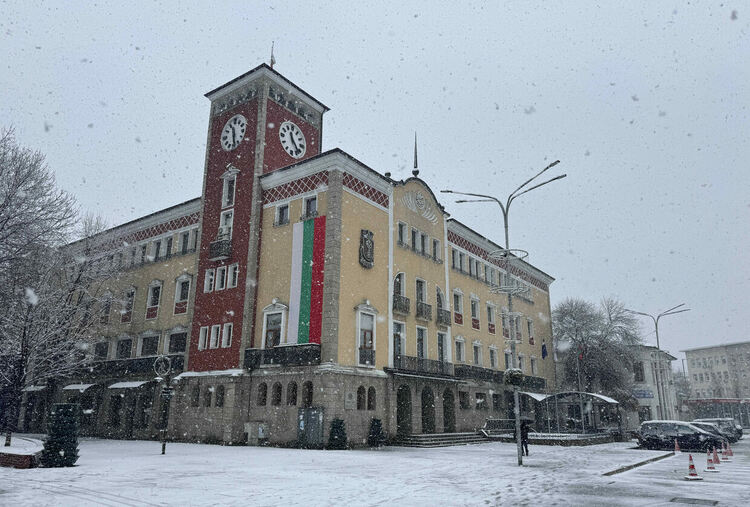 Предимно облачно, градусите между – 4 и 8