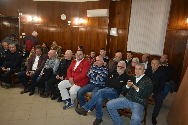 Книга разказва за олимпийските шампиони от област Пловдив 