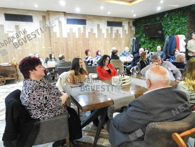 МБАЛ „Д-р Атанас Дафовски” в Кърджали отчете успешна година,награди изявени служители