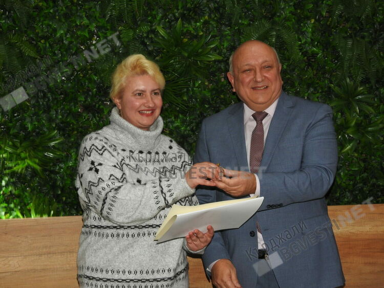 МБАЛ”Д-р Атнас Дафовски” с благодарност към еТВ и Кърджали бг вести за обективно отразяване на дейността й