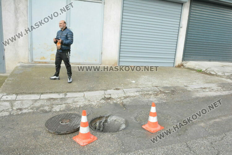 Фекални води се изливат в „Орфей“, наводнен е и подлез