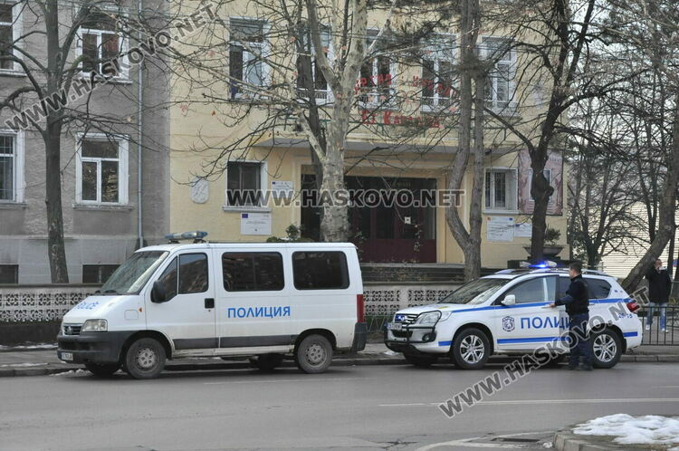 Заплахата в училищата в Хасково: „Ние се борим в името на Аллах и за установяване на неговия закон“