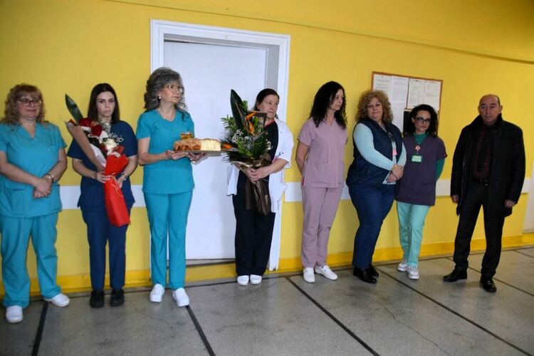 Отбелязаха Бабинден в МБАЛ - Асеновград