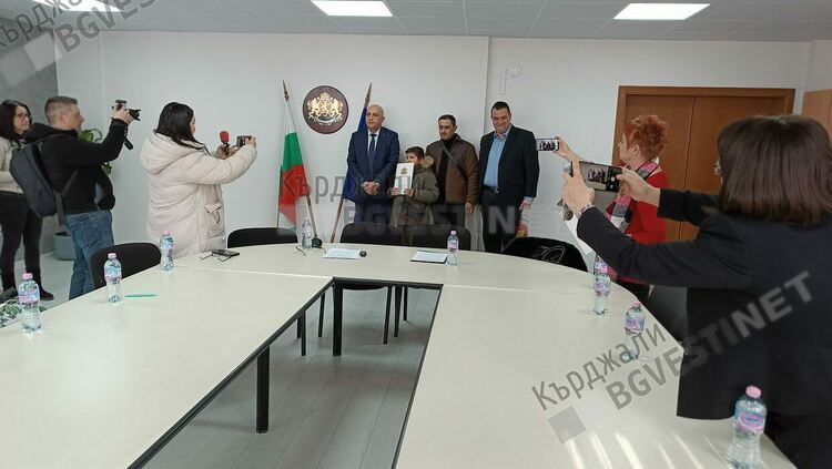 Благотворителните каузи на Никола Чанев и Ерол Мюмюн с рекордни суми за здравето на кърджалийци