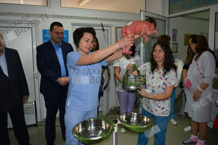 В чужбина се раждат три пъти повече кърджалийчета, отколкото в Кърджали