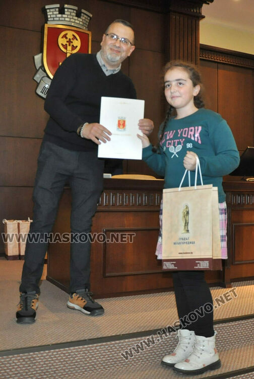 Наградиха победителите от фотоконкурс в Хасково 