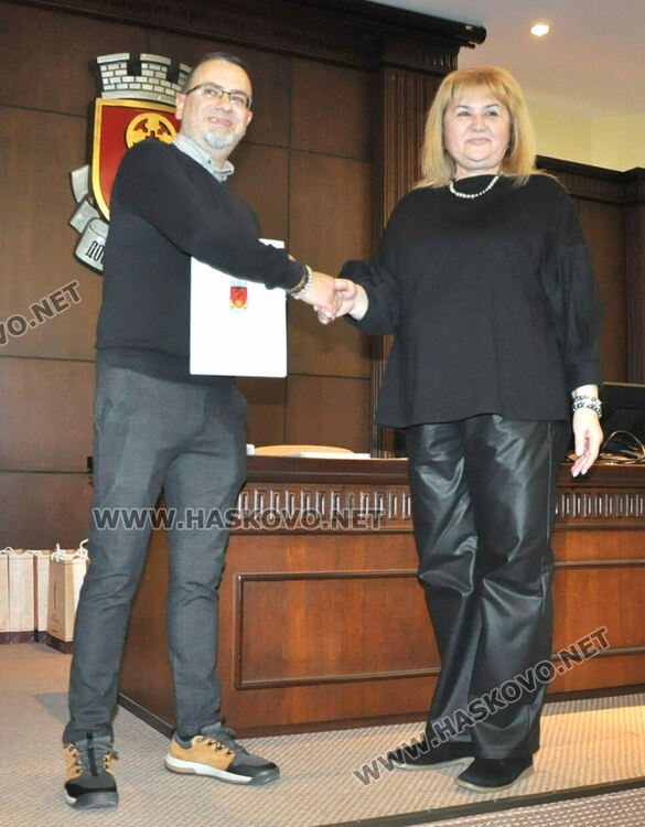 Наградиха победителите от фотоконкурс в Хасково 