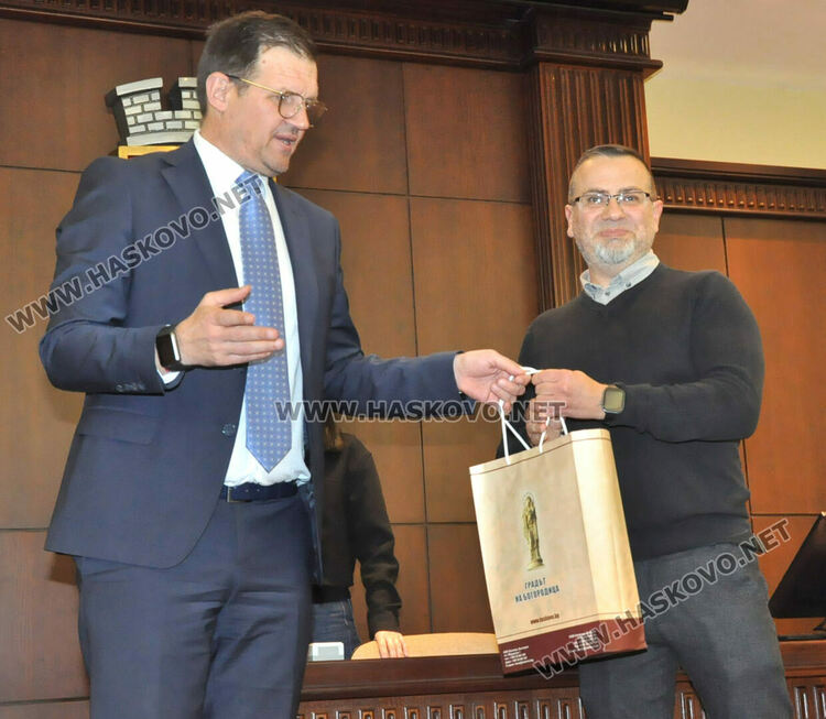 Наградиха победителите от фотоконкурс в Хасково 