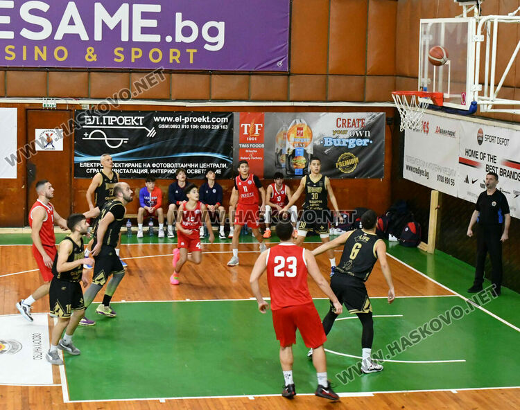 „Хасково Б“ и „Димитровград 2020“ с победи в баскетболното първенство