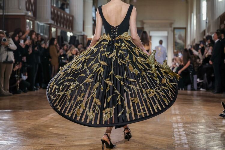 Започна Седмицата на висшата мода в Париж