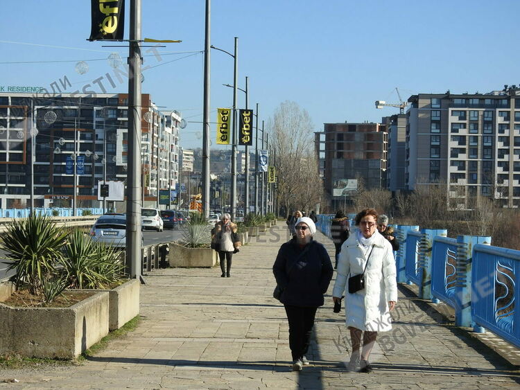 Предимно слънчево и топло днес в Кърджали